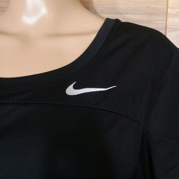 NWT Nike Running Dri Fit Black Mesh Tee Shirt - Picture 2 of 6